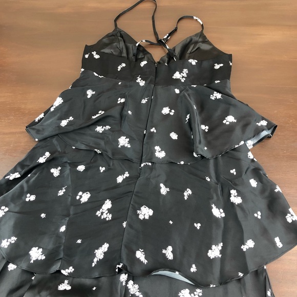 Bardot Dalia tiered dress - Picture 5 of 6